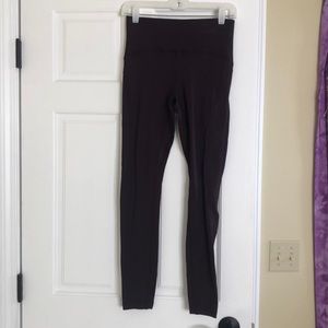 MAROON LULULEMON leggings!